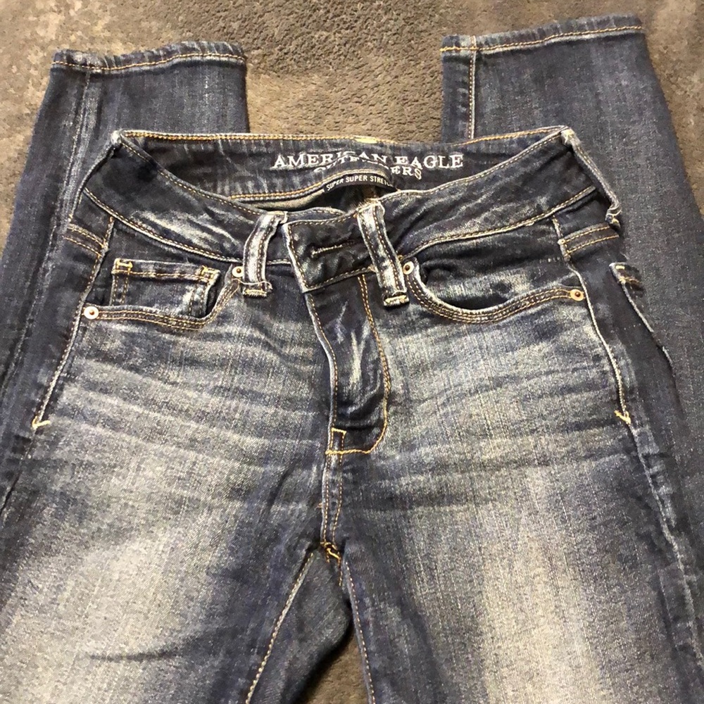 Size 0 Women’s American Eagle Jeans